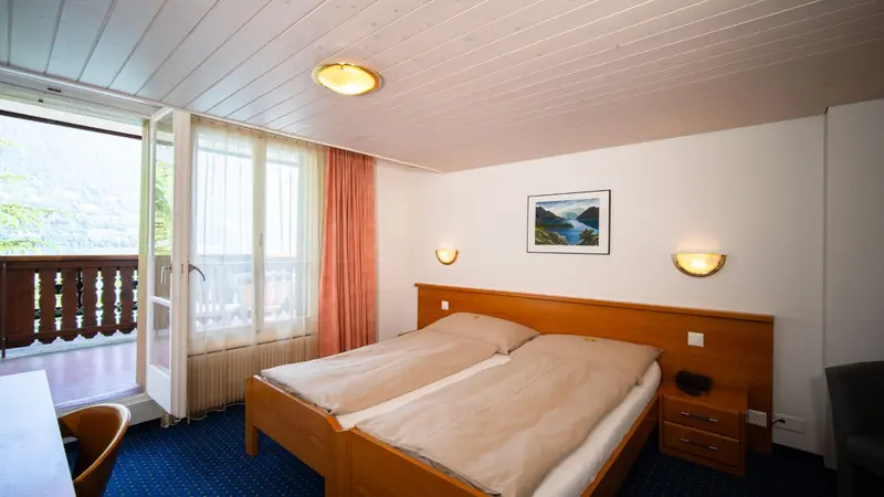 doppelzimmer-standard-mit-balkon